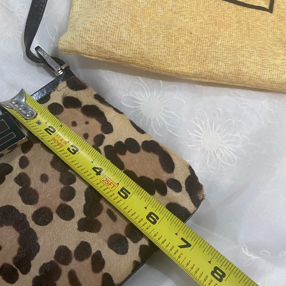 Fendy handbag - Picture 9 of 14